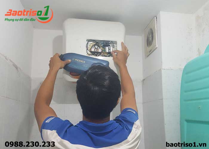 thợ vệ sinh bình nóng lạnh tại Ba Đình