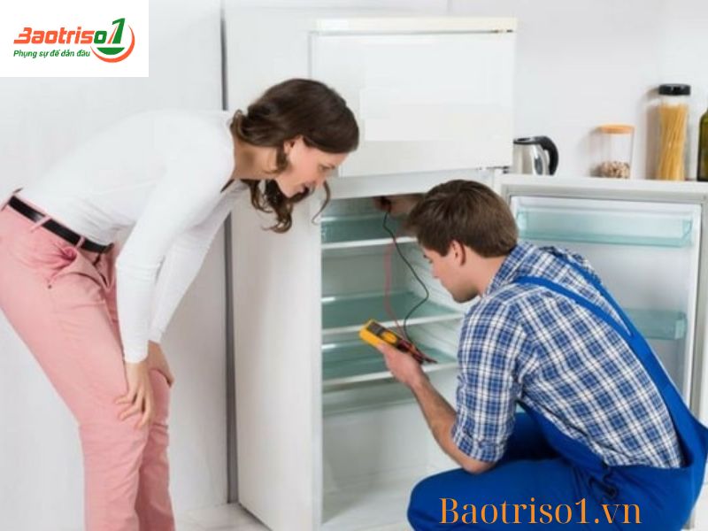 Dịch vụ vệ sinh tủ lạnh Samsung tại nhà - Baotriso1