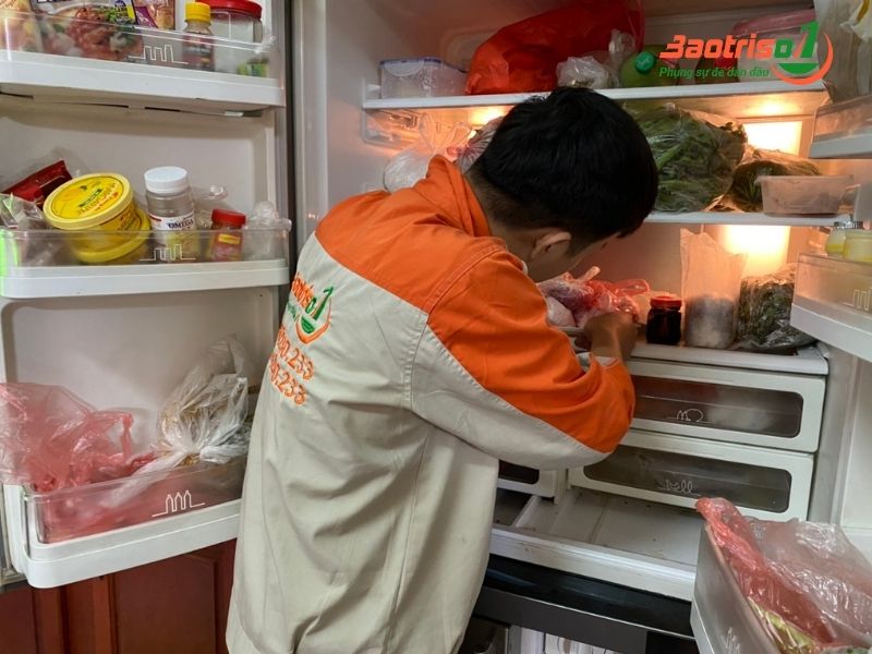 Vệ sinh tủ lạnh tại Hà Nội uy tín, tận tâm