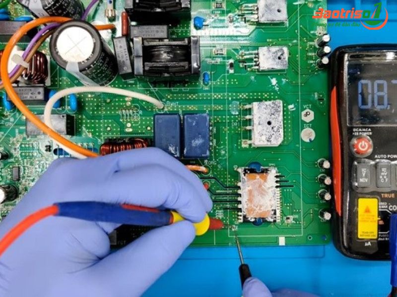 Hỏng tụ điện ở cục nóng điều hoà