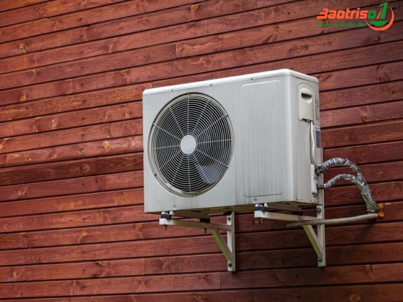 Đặt cục nóng điều hòa sai vị trí