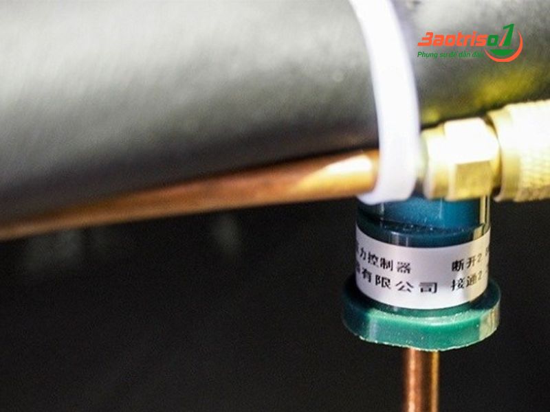 Van áp suất điều hoà Aqua hư hỏng