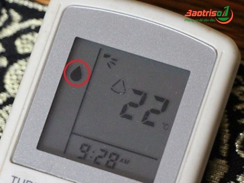 Dùng chế độ chạy khô Dry trước khi tắt điều hoà khoảng 5 - 10 phút