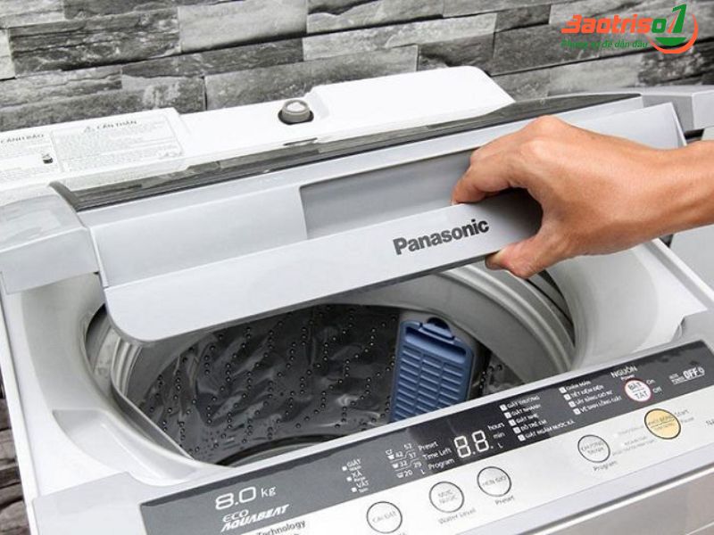 Nguyên nhân và cách sửa máy giặt đang giặt thì báo lỗi 