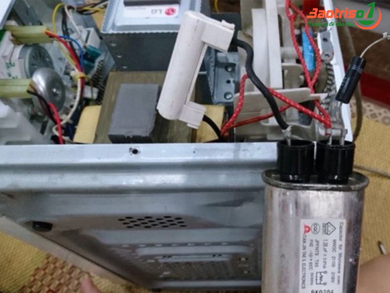 Cam kết sửa lò vi sóng tại nhà Thanh Xuân uy tín 