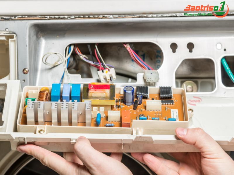 kiem tra bo mach dieu khien