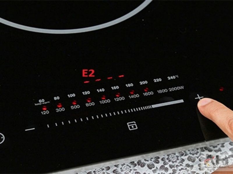 Bảo trì số 1 sửa bếp điện từ Kangaroo báo lỗi E2 tử tế Bảo trì số 1 sửa bếp điện từ Kangaroo báo lỗi E2 tử tế