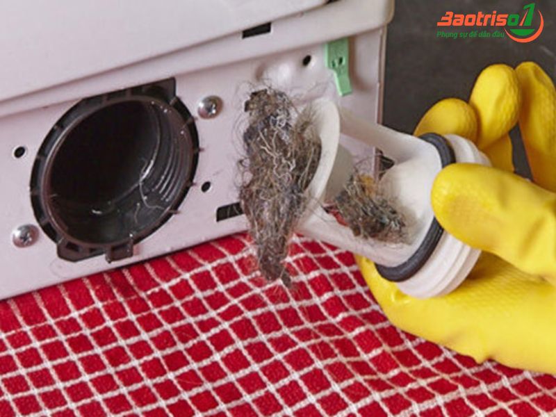 Máy giặt Toshiba báo lỗi E71 do lồng giặt bị kẹt
