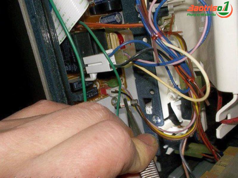 cách sửa máy giặt Electrolux không ấn được Start cách sửa máy giặt Electrolux không ấn được Start