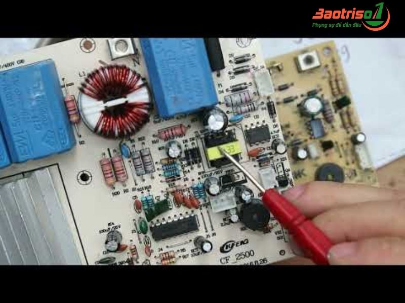 Nguyên nhân bếp từ nổ cầu chì, cách sửa nhanh chóng Nguyên nhân bếp từ nổ cầu chì, cách sửa nhanh chóng