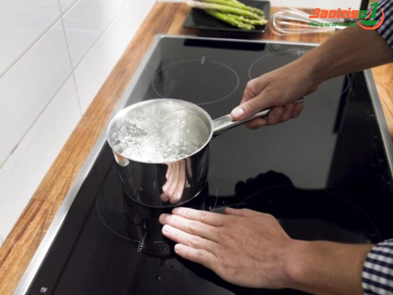 Sửa bếp từ Unold vào điện nhưng không nóng Sửa bếp từ Unold vào điện nhưng không nóng