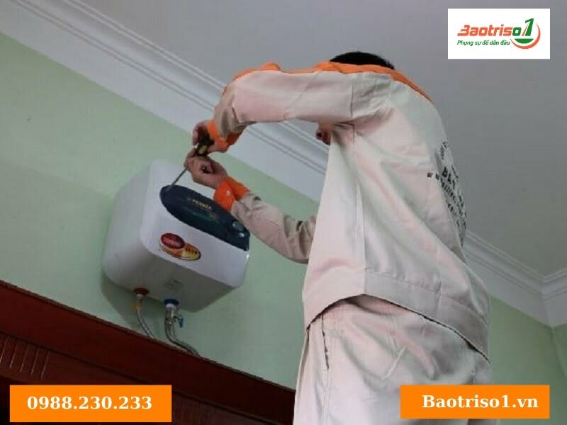Sửa bình nóng lạnh Kangaroo bị rò rỉ, chảy nước ra ngoài Sửa bình nóng lạnh Kangaroo bị rò rỉ, chảy nước ra ngoài