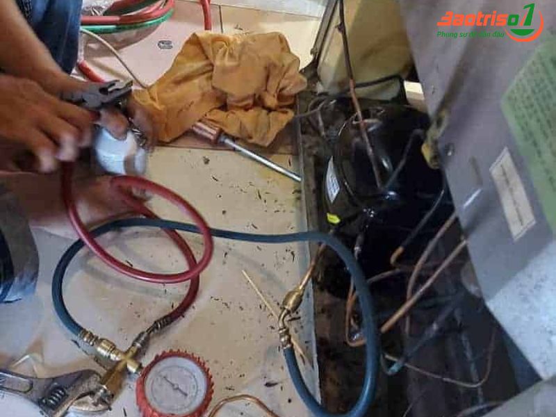 Sửa chữa tủ đông Sanaky uy tín, giá rẻ Sửa chữa tủ đông Sanaky uy tín, giá rẻ