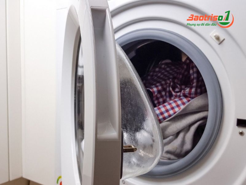 cách sửa máy giặt cửa ngang không mở được cửa