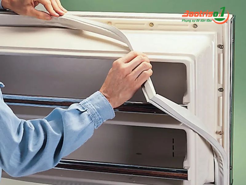 Thay Gioăng cao su tủ lạnh Panasonic uy tín tại Baotriso1