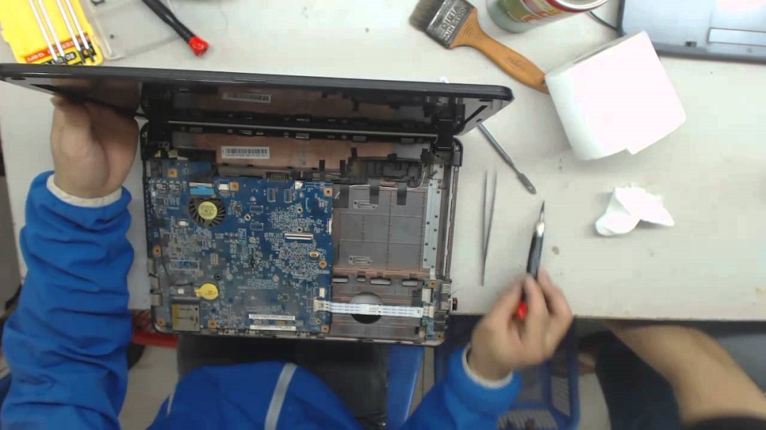 Vệ sinh laptop giá rẻ