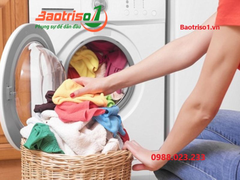 Có nên đóng cửa máy giặt cửa ngang khi gặt xong Có nên đóng cửa máy giặt cửa ngang khi gặt xong