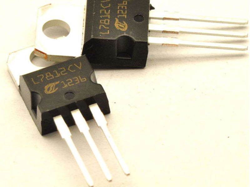 Hình ảnh ic ổn áp thực tế